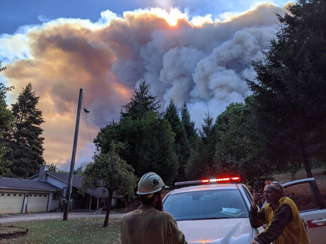 El crecimiento explosivo del fuego quemó más de 90.000 hectáreas y se perdieron más de 200 casas en California. La salud del planeta empeora / Foto: SINC