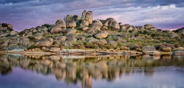 Paisaje natural de Los Barruecos en Cáceres, Extremadura / Foto: Turismo de Extremadura