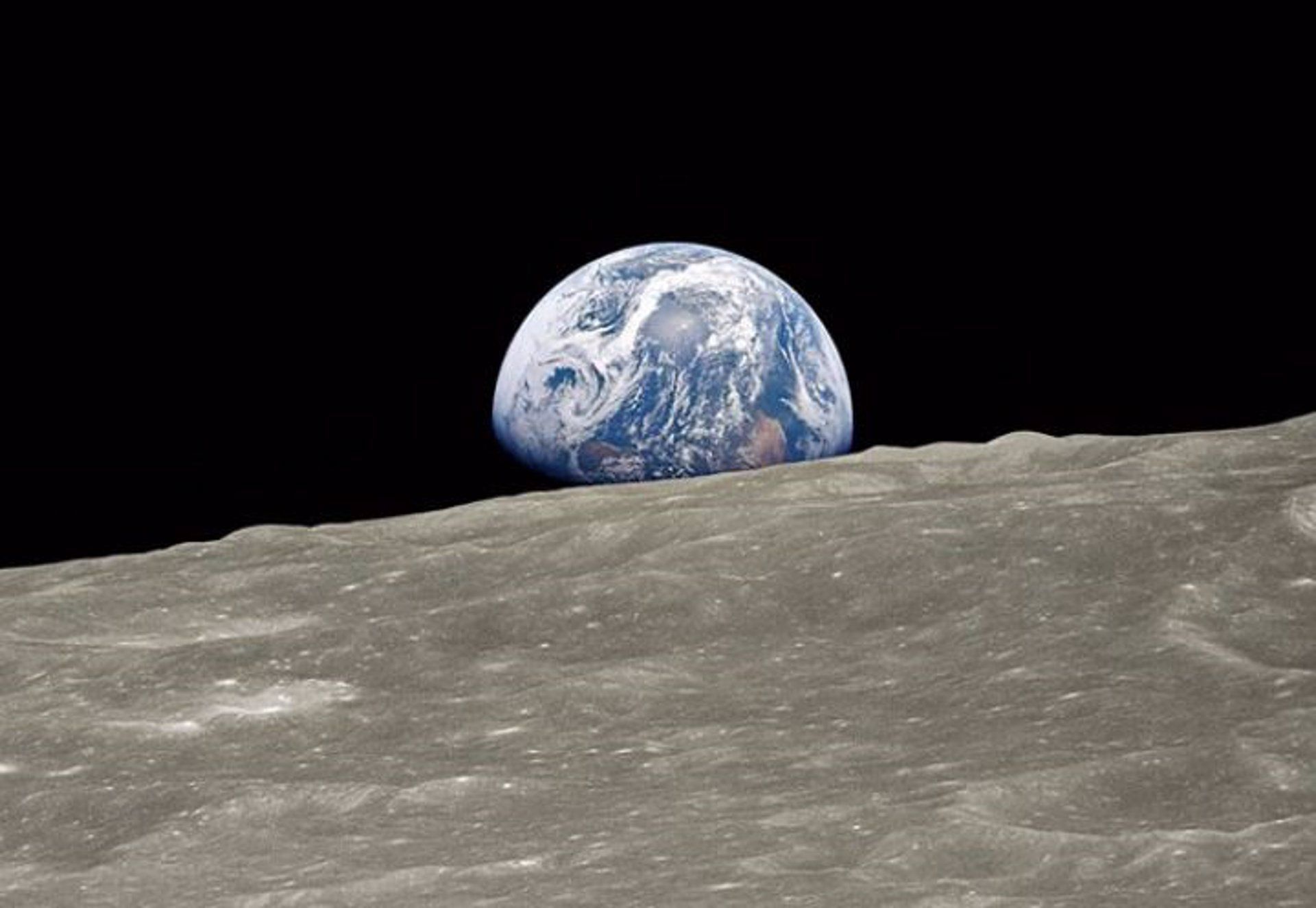 La Tierra vista desde la Luna. El cambio climático oscurece la Tierra / Foto: NASA - EP