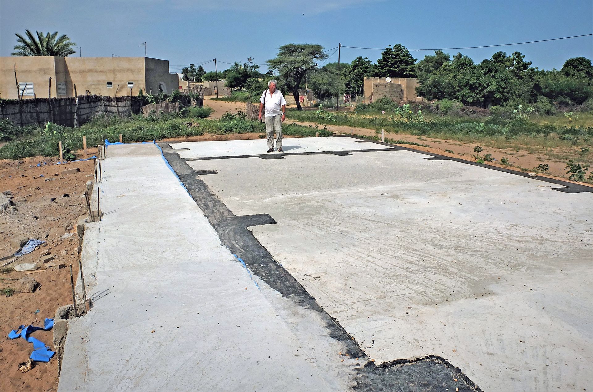 Planta cimentada de Miaka Dama, al norte de Senegal, donde la asociación va a levantar otro taller / Foto: AGP