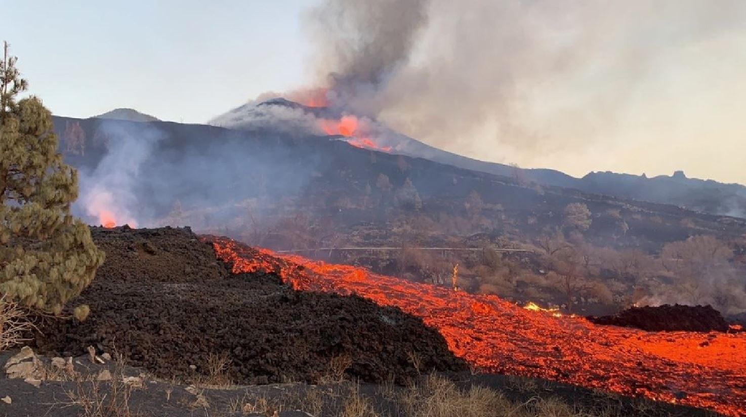 Colada de lava en la isla de La Palma / Foto: INVOLCAN - EP