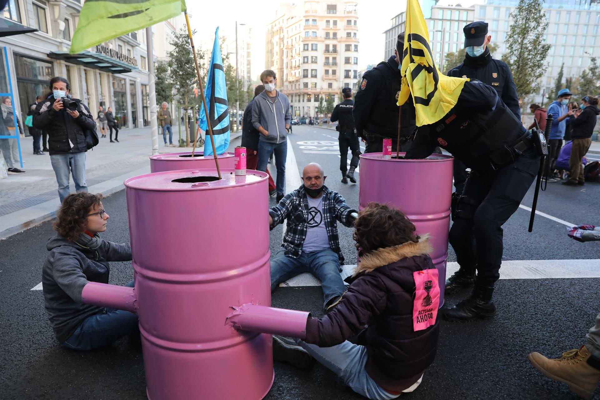 Extinction Rebellion España exige a los políticos que lleguen a acuerdos / Foto: Isabel Infantes - EP