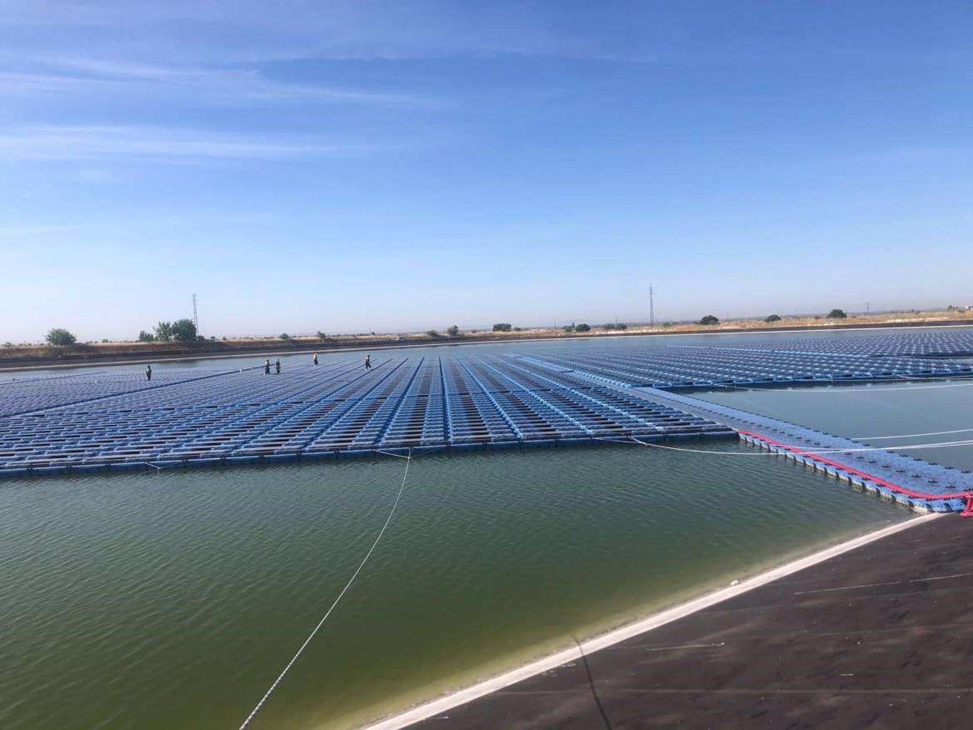 La contaminación por nitratos de origen agrario es muy habitual en aguas superficiales y subterráneas / Foto: EP