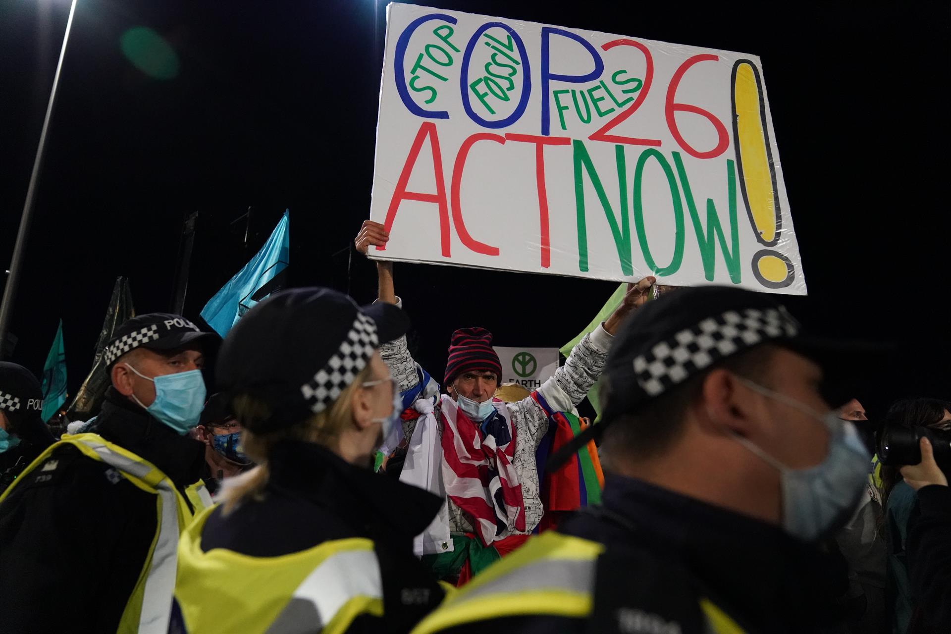 Protestas en Glasgow contra el uso de los combustibles fósiles / Foto: Andrew Milligan/PA Wire/dpa - EP