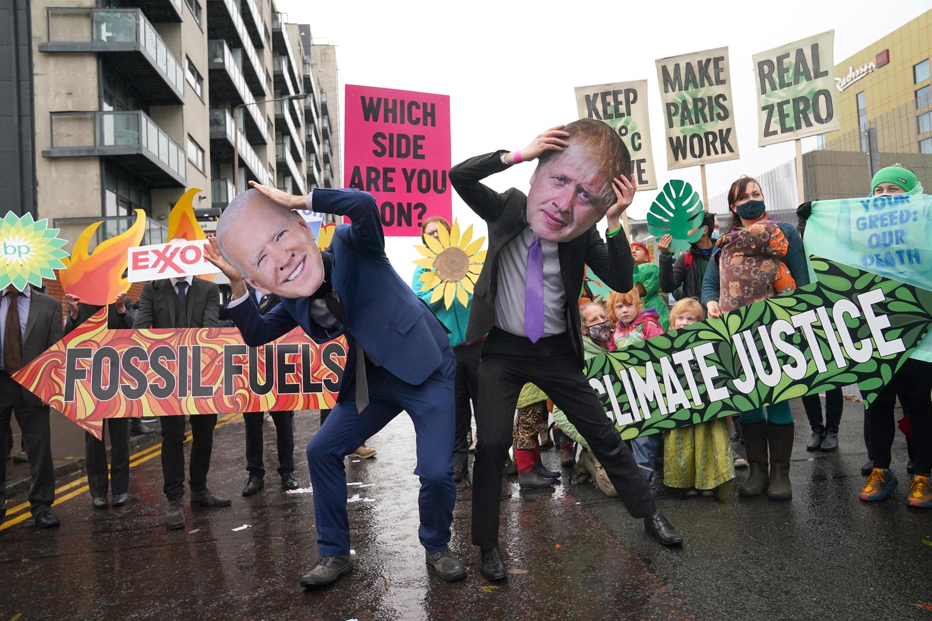 El uso del hashtag #COP26 crece respecto a la COP25, el mensaje destaca la "falta de compromiso". Protesta en Glasgow / Foto: Andrew Milligan/PAWire/dpa - EP
