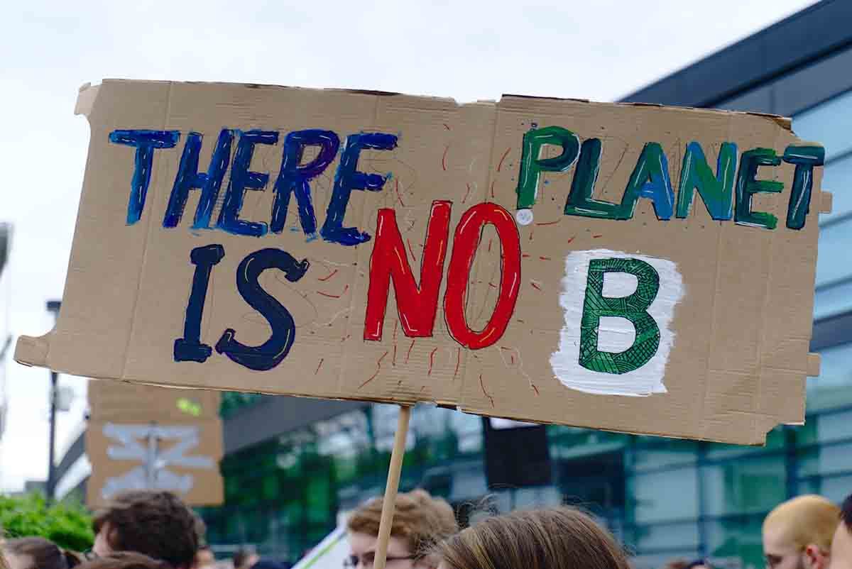 Una pancarta en la que se puede leer The is not planet B (No hay planeta B). COP26 / Foto: Nikla Pntk - Pixabay