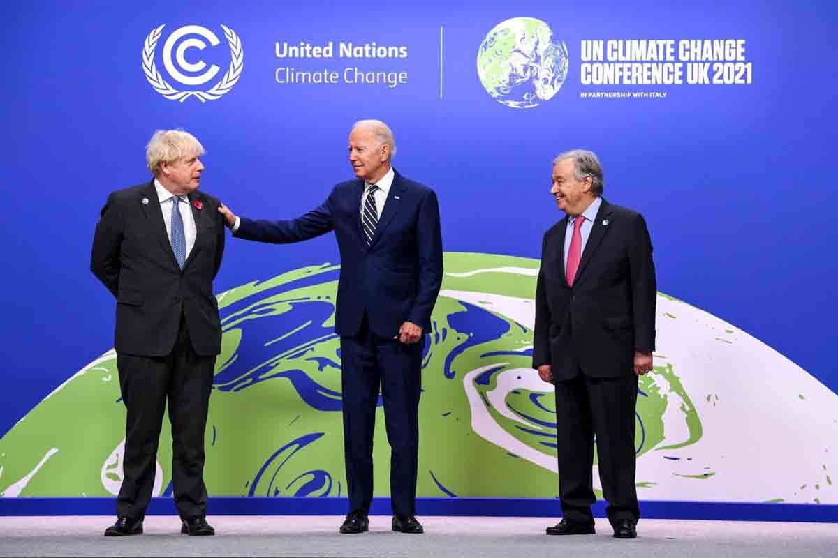 El secretario general de la ONU, Antonio Guterres, junto con el presidente de Estados Unidos, Joe Biden, y el primer ministro británico, Boris Johnson, en la XXVI Cumbre del Clima de la ONU (COP26) que se celebra en Glasgow / Foto: EP