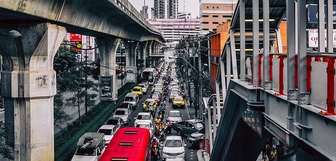 Atasco en las calles de Bangkok (Tailandia) / Foto: Tpsdave