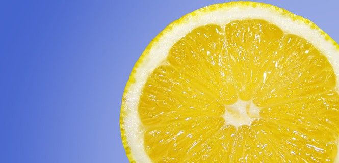 El limoneno podría ser la clave para preparar nuevos bioplásticos / Foto: SINC