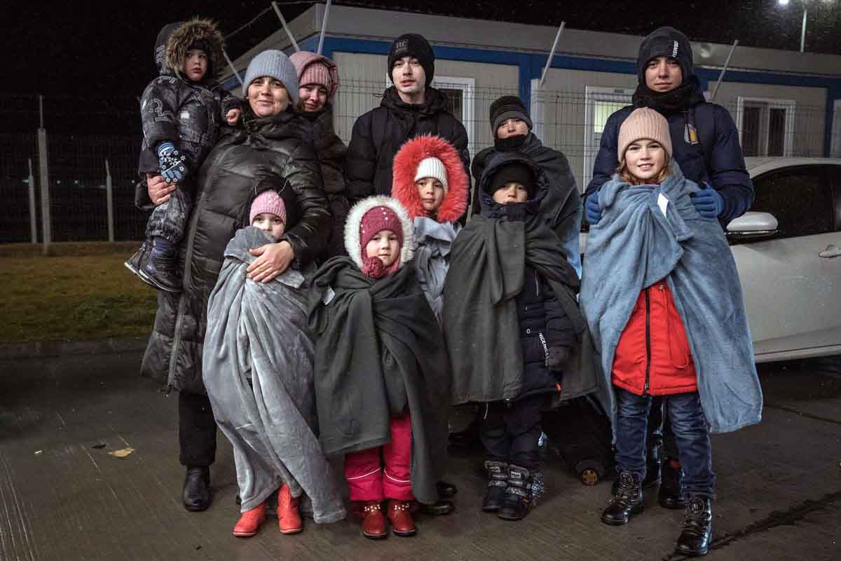 Una familia de refugiados ucranianos con 11 niños llega a Rumanía / Foto: UNICEF