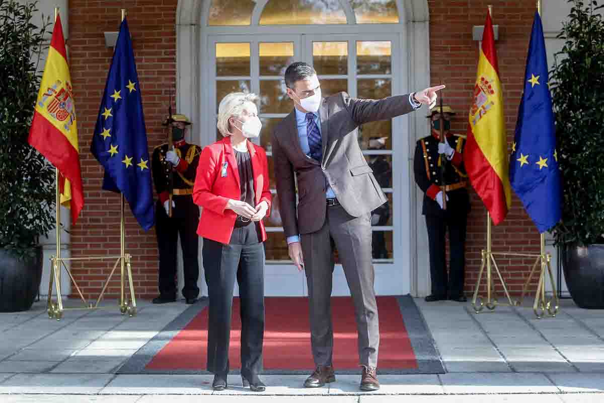 Von der Leyen y Sánchez apuestan por diversificar las fuentes de energía / Foto: Ricardo Rubio - EP