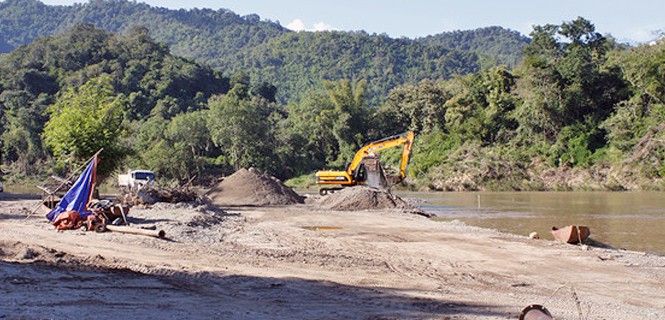 La extracción de arena en Laos / Foto: Aurora Torres