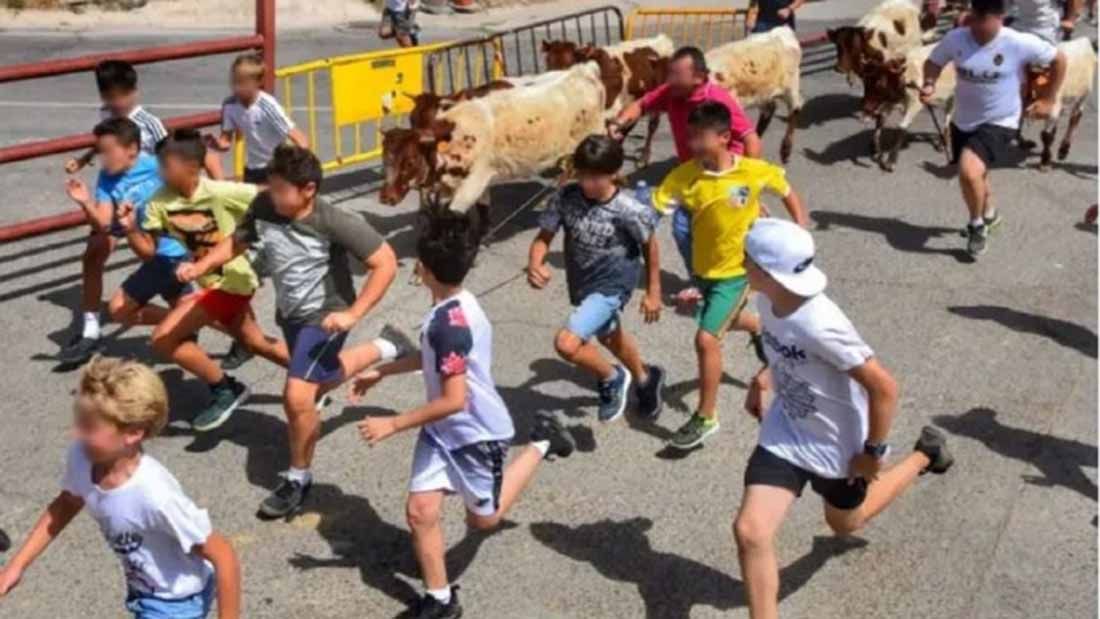 PACMA pide suspender la Feria de Caza de Illana  por los encierros para niños y las prácticas ilegal de caza / Foto: EP
