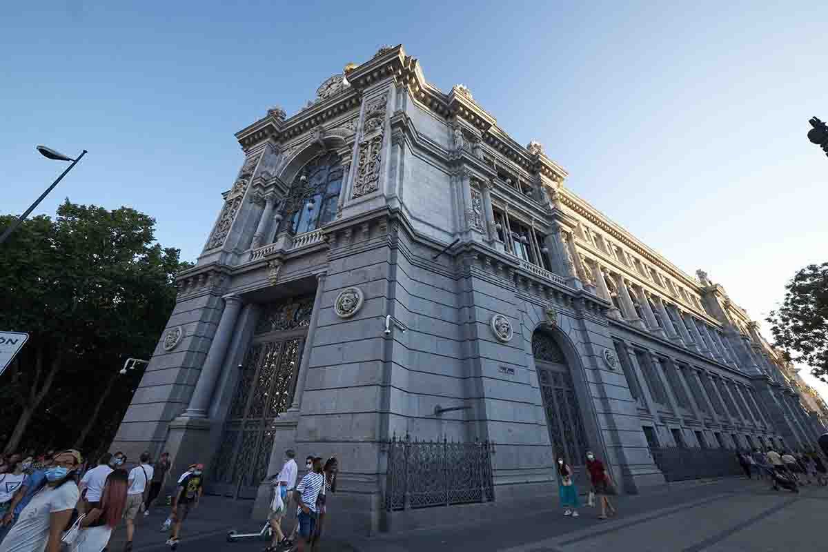 Banco de España reclama más fiscalidad ambiental / Foto: Jesús Hellín - EP