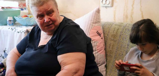 La suegra de Ruslan Masnic se lamenta de las condiciones en las que se encuentran por la guerra de Ucrania / Foto: FFM - EA
