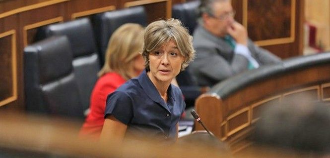 La ministra de Medio Ambiente, Isabel García Tejerina, en el Congreso / Foto: EP