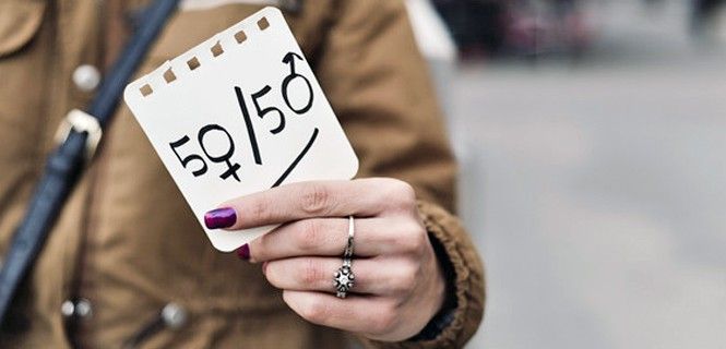 La desigualdad en el reparto de las tareas repercute en las carreras de las mujeres / Foto: Stock