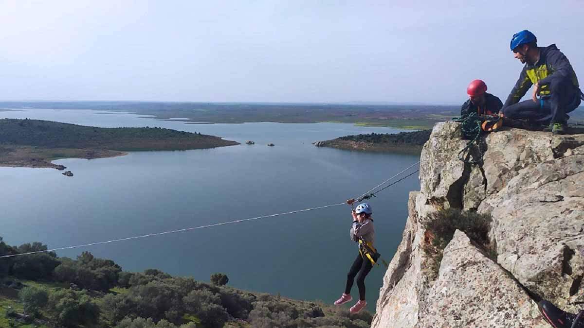 El embalse de Alange, en situación de emergencia por sequía /Foto: EP