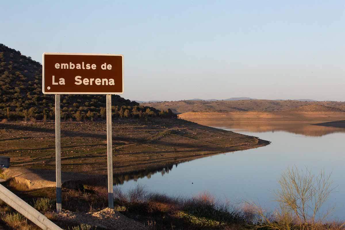 Vista del embalse de La Serena, el mayor de España, que a 23 de agosto de 2022. Embalses / Foto: EP
