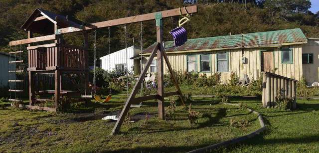 Asentamiento de Villa Ukika, junto a Puerto Williams (Chile), donde residen los últimos miembros de esta etnia / Foto: Alfons Rodríguez