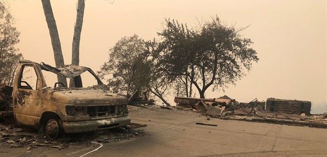 El fuego ha arrasado numerosas zonas urbanizadas / Foto: Reuters - Eric Thayer