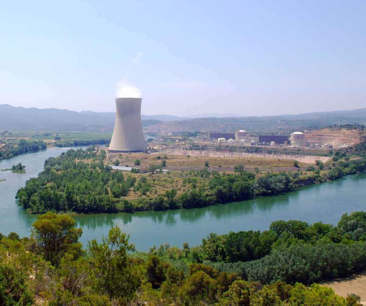 Central nuclear de Santa Maria de Garoña. Gobierno vasco apoya el cierre de las centrales nucleares / Foto: EP