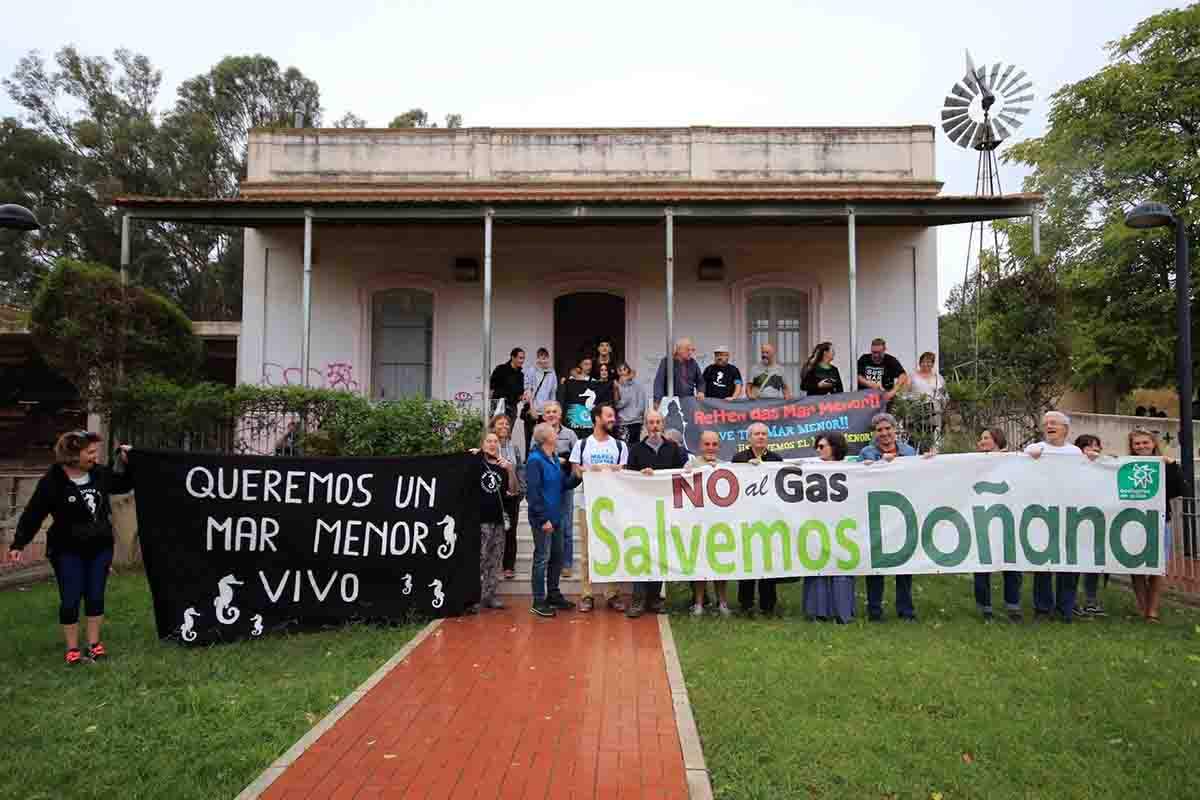 Acto simbólico de 'hermanamiento' de Doñana y el Mar Menor / Foto: Ecologistas en Acción