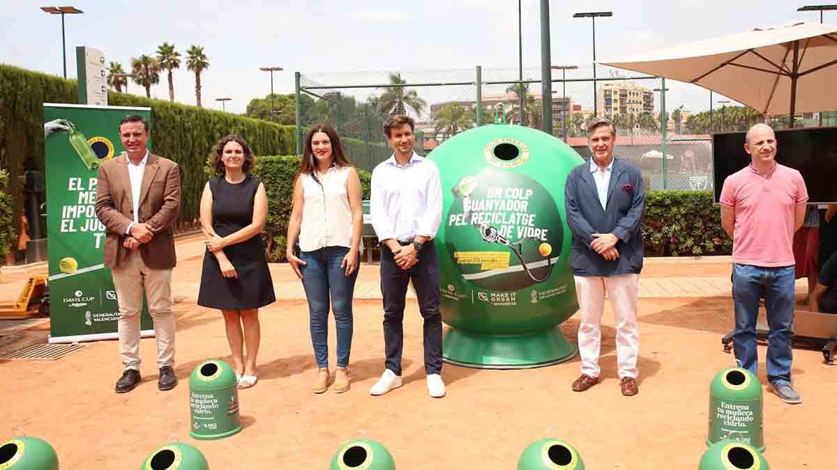 Ecovidrio y Kosmos reciclan la Copa Davis / Foto: Ecovidrio
