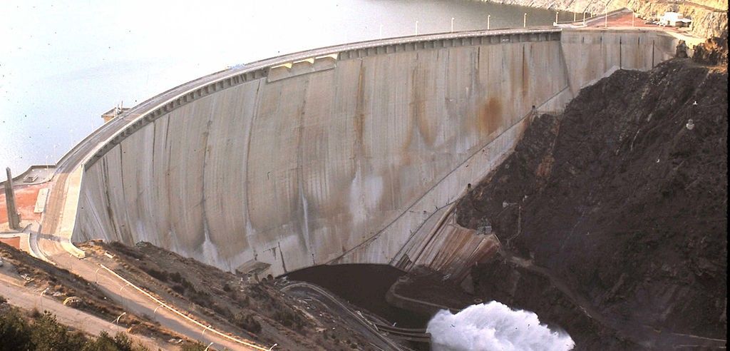 Embalse de El Atazar (Madrid), dotado de una central eléctrica / Foto: Wikipedia