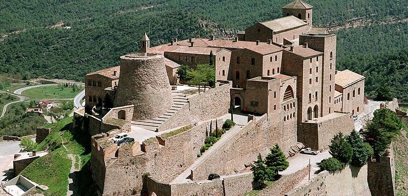 Vista aérea del parador del castillo de Cardona (Barcelona) / Foto: Wikipedia