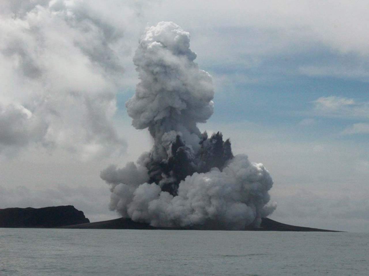 Volcán de Hunga Tonga-Hunga Ha'apai / Foto: EP
