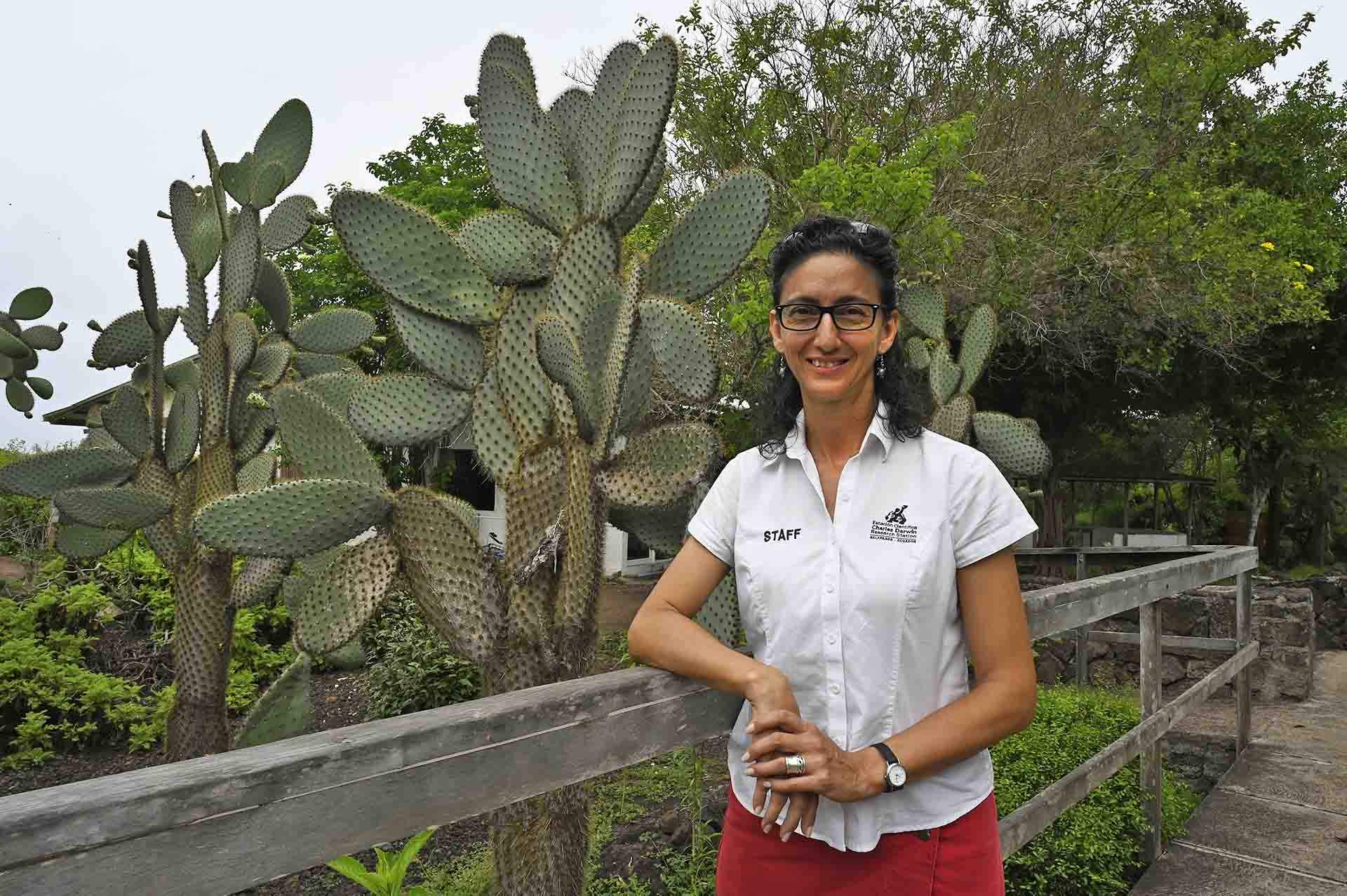 Directora Científica de la Estación Charles Darwin, María José Barragán / Foto: Alfons Rodríguez