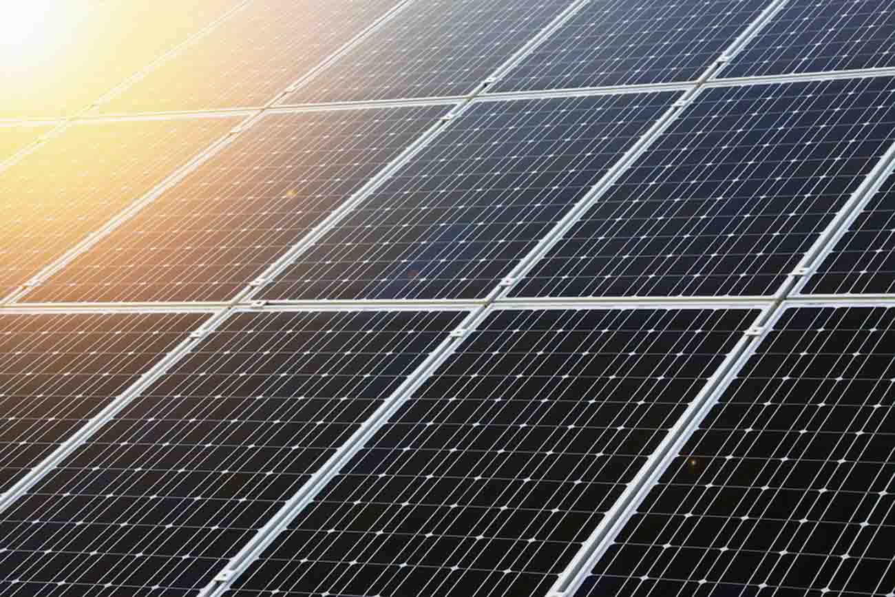 Placas de energía solar fotovoltaica / Foto: Pixabay