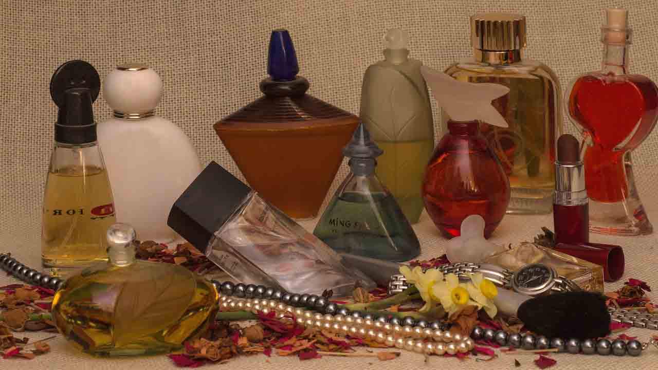 Potenciar la sostenibilidad de los envases de perfume y cosmética / Foto: Pixabay