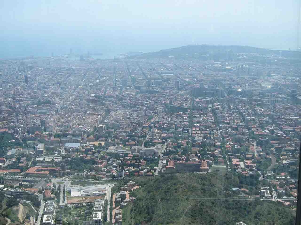 Episodio de alta contaminación en Barcelona / Foto: EP