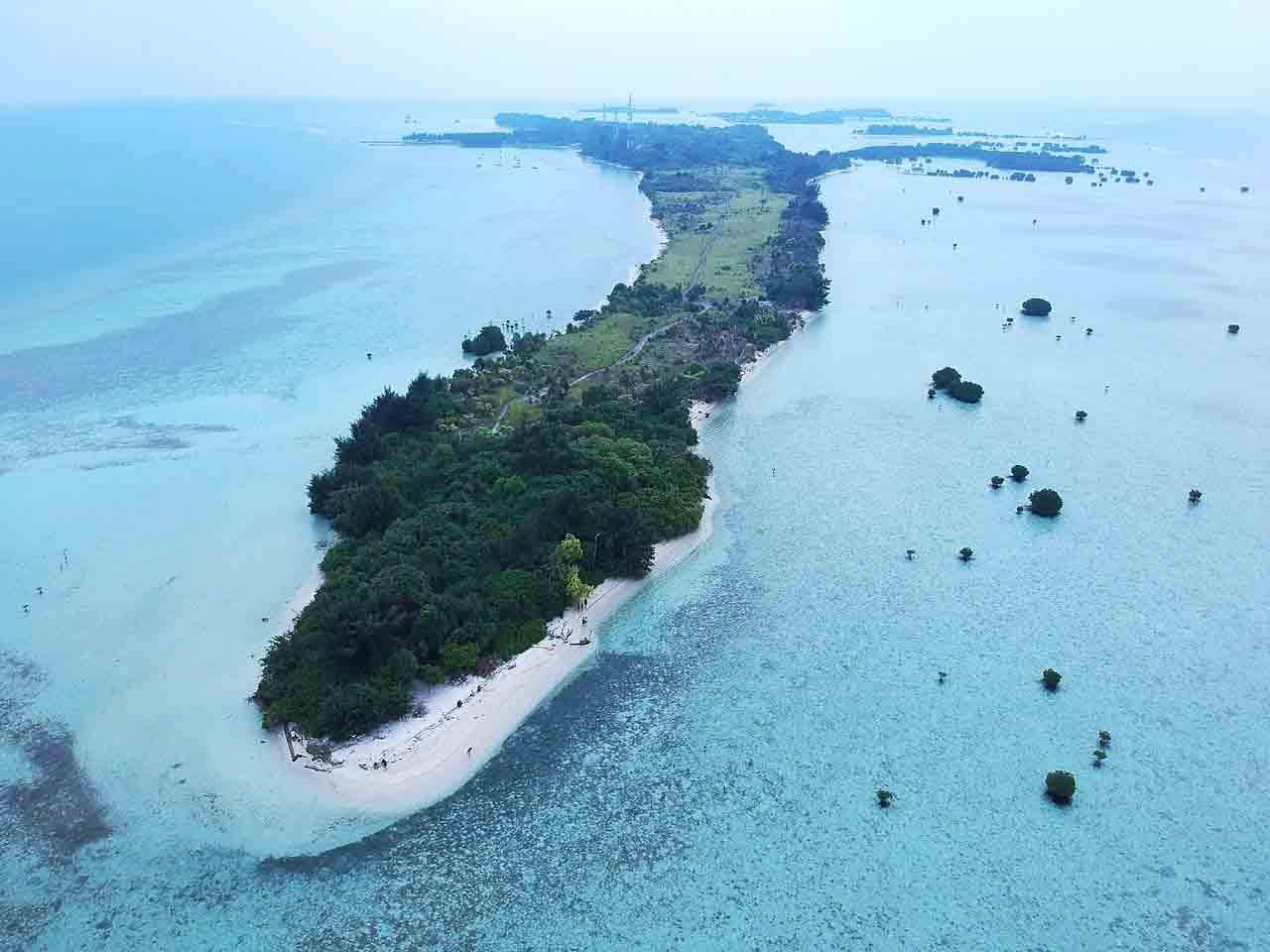 Cuatro residentes de la Isla de Pari demandan a la multinacional Holcim por daños ambientales / Foto: Wikipedia