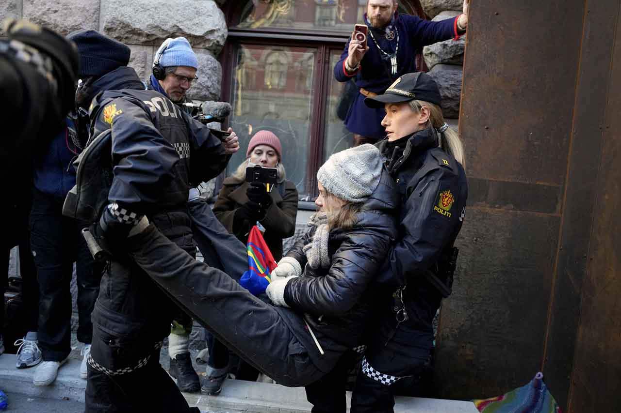 La activista Greta Thunberg es detenida en Noruega durante una protesta a favor de los derechos de la comunidad sami / Foto: EP