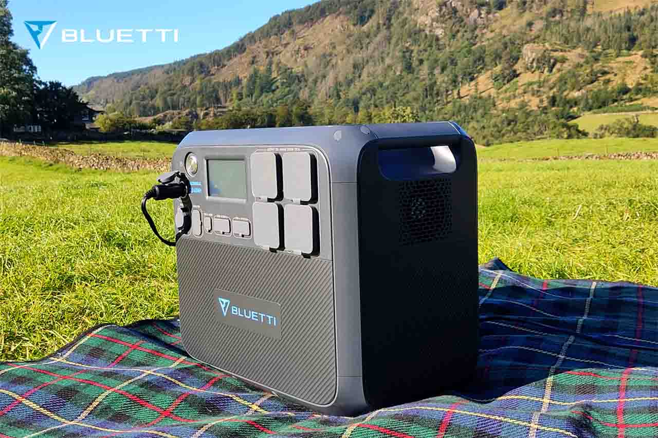 Energía móvil todoterreno con generadores solares portátiles en la BLUETTI Energía móvil todoterreno con generadores solares portátiles en la BLUETTI