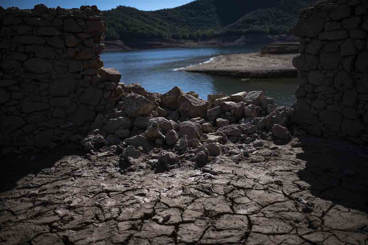 #AguaParaTodas Campaña por el acceso global al agua. Sequía en el pantano de Sau / Foto: Lorena Sopêna - EP