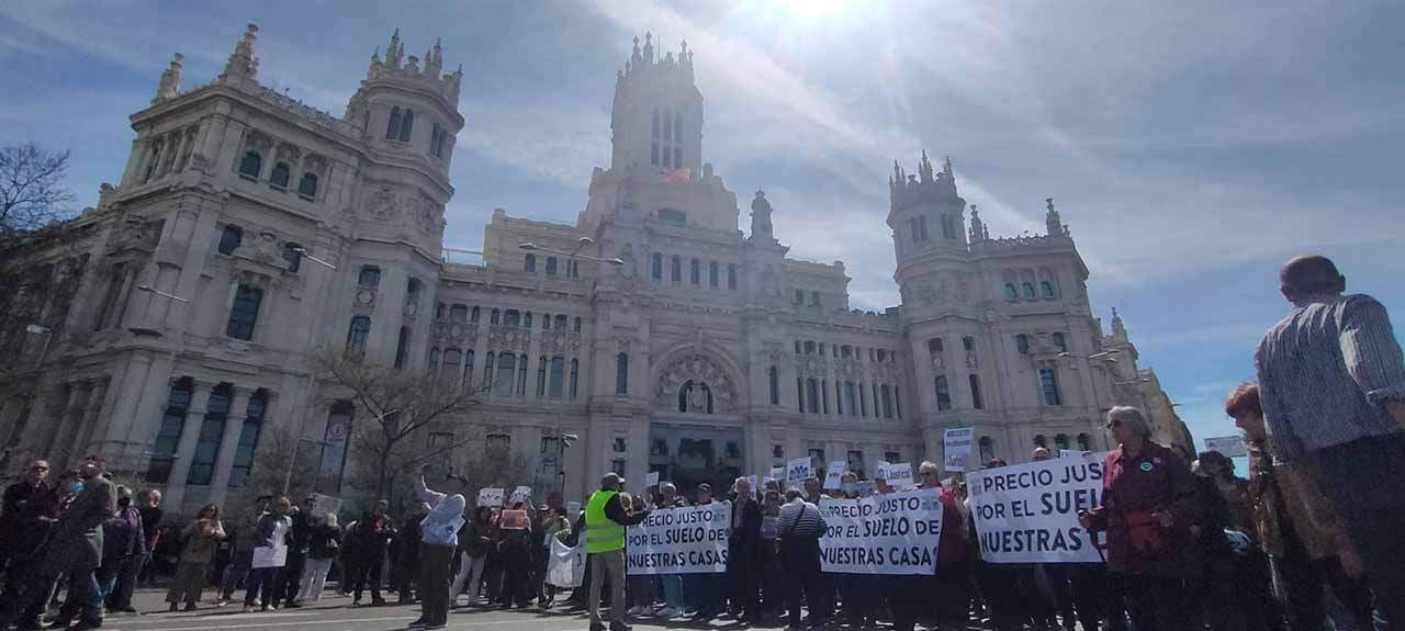 Manifestación en Cibeles, 'La ciudad es un derecho, no un negocio' / Foto: EP