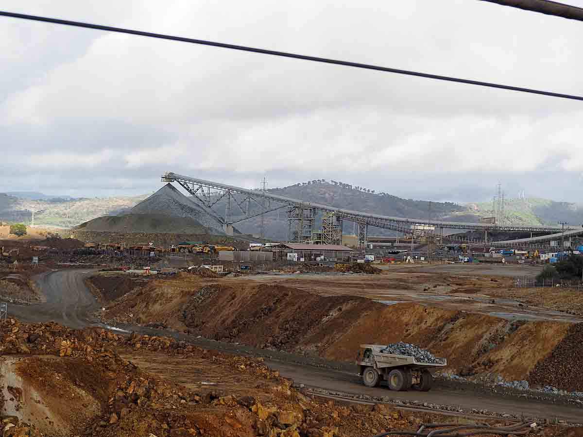 Cerro Colorado, minas de Riotinto, en plena actividad, 2021 / Foto: Wikipedia