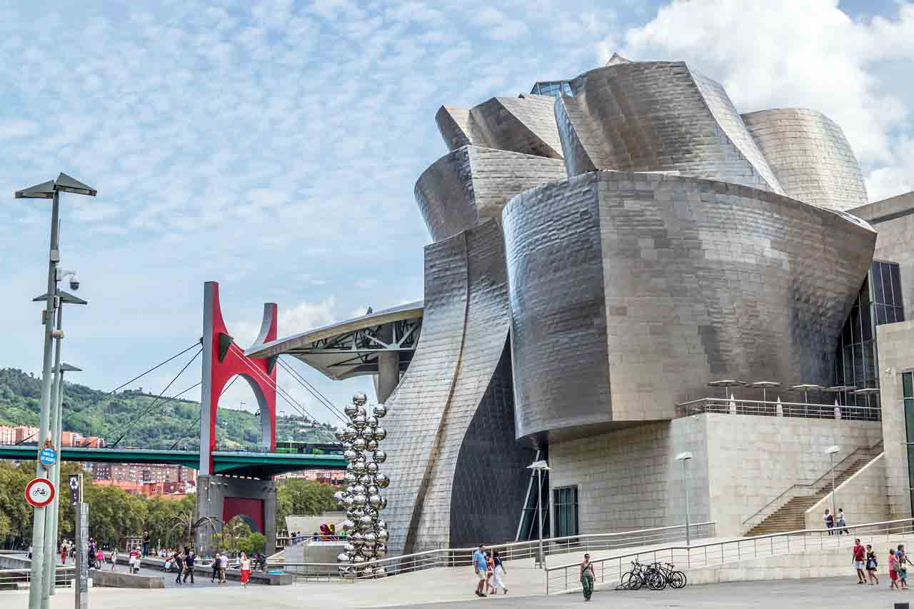 Vsita del Museo Guggenheim Bilbao, País Vasco. El 18 de mayo: Día Internacional de los Museos / Foto: Pixabay