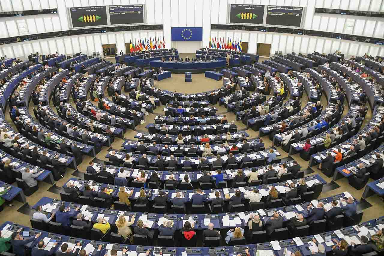 Vista general de una sesión plenaria del Parlamento Europeo, Estrasburgo (Francia). Frenar el ecopostureo / Foto: EP