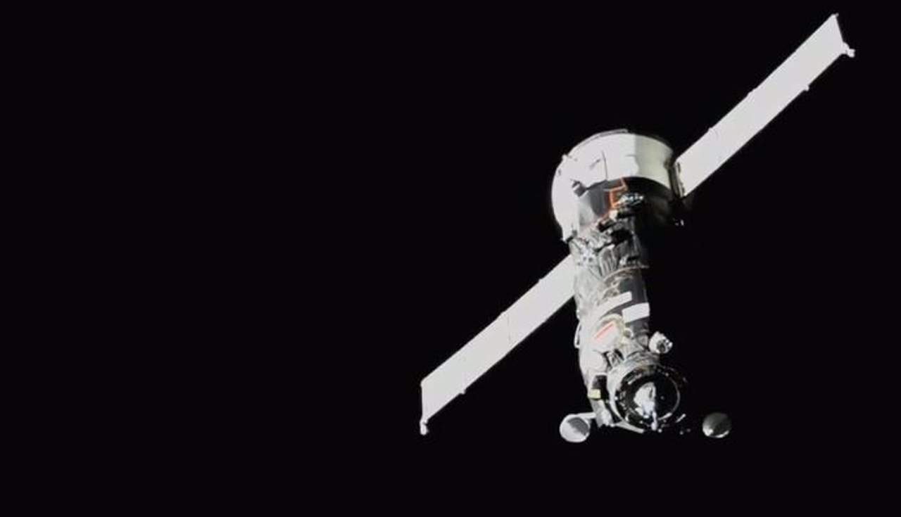 Progress 84 se acerca a la estación espacial antes de acoplarse el 24 de mayo de 2023 / Imagen: NASA TV
