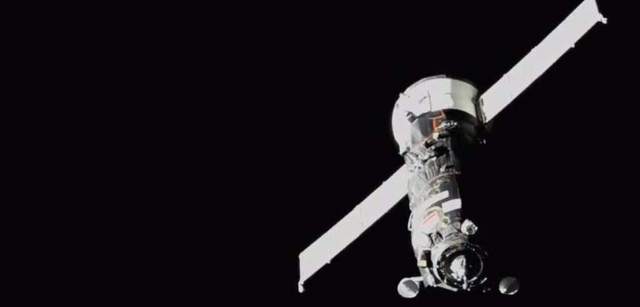 A Russian freighter reaches the Space Station in 3 hours