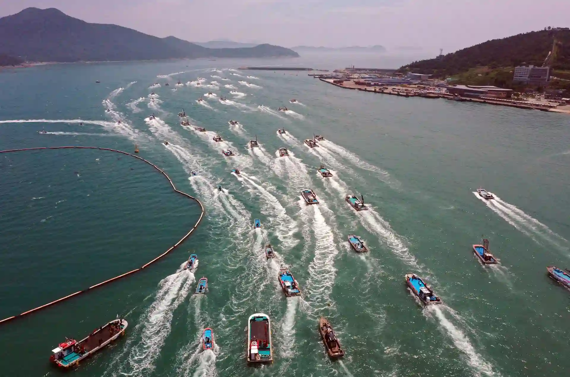 Protesta de pescadores surcoreanos por la liberación de agua radiactiva tratada procedente de la central de Fukushima / Foto: Yna-Dpa