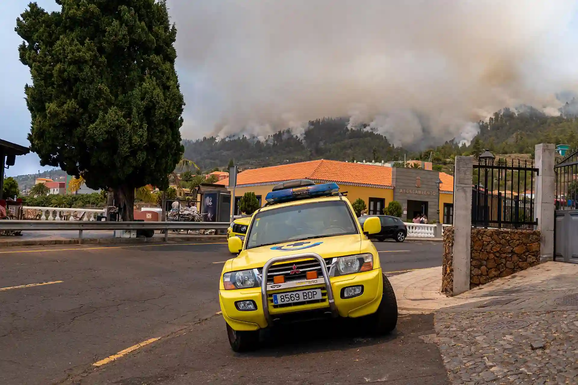 Un vehículo de las Brigadas de Refuerzo en Incendios Forestales (BRIF) que colabora en las labores de extinción del incendio de La Palma, a 16 de julio de 2023, en Puntagorda, La Palma, Canarias (España) / Foto: EP