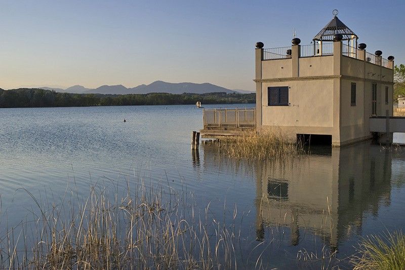 Una de las veinte 'pesqueres', construcciones destinadas al ocio particular, que hay en las ribas / Foto: Josep Cano