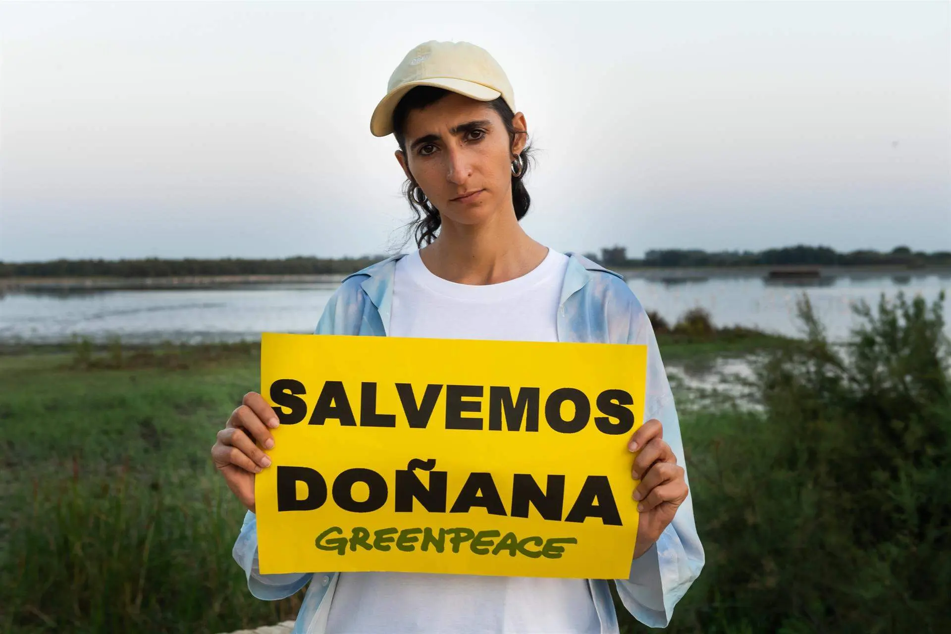 Alba Flores se une a Greenpeace para denunciar la situación en Doñana. Indignación tras secarse la laguna permanente de Santa Olalla / Foto: Greenpeace