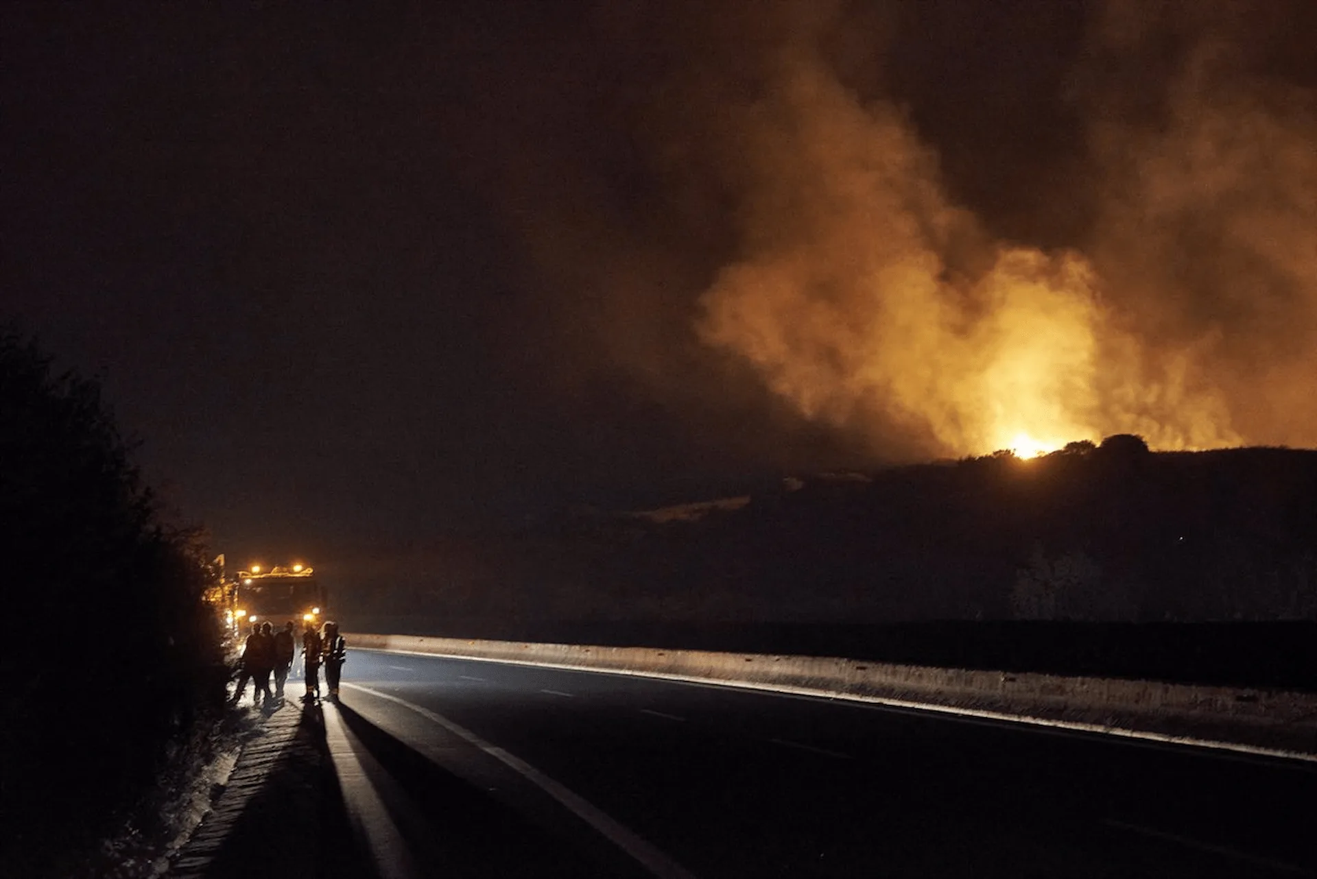 Incendios activos en Velestino, en Grecia. Mueren 18 migrantes calcinados por las llamas en un bosque / Foto: Archivo - EP